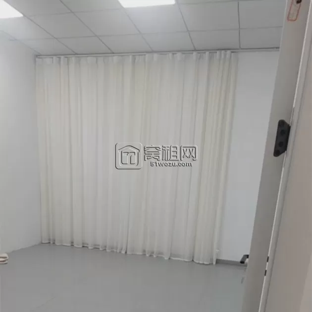 宁波鄞州金达路333号5号线泗港站 C口恒创浙天上谷办公室270平米出租