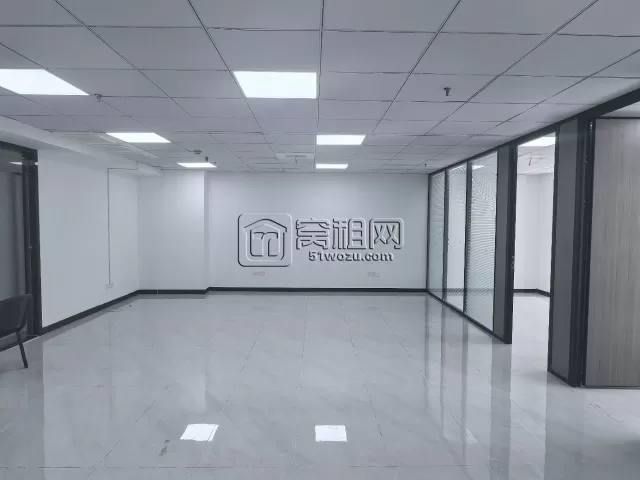 宁波海曙区汇金大厦160平朝南24小时独立空调两个隔间