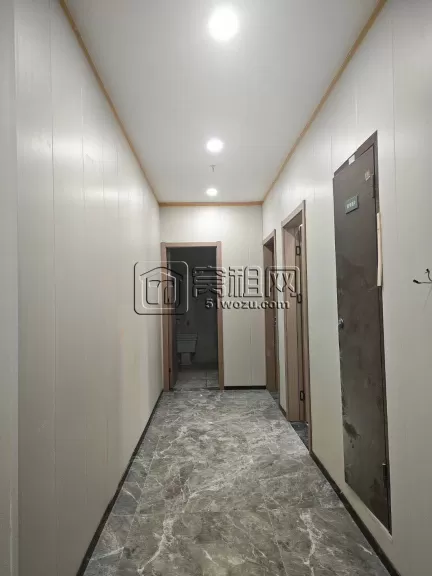 宁波高新区通途路华众控股大厦面积360平（可分割） 可按需定制隔间出租