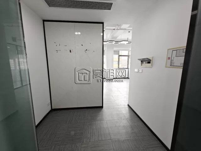 镇海公元世家庄市西陆路萌恒大厦98平精装带隔断4620元/月