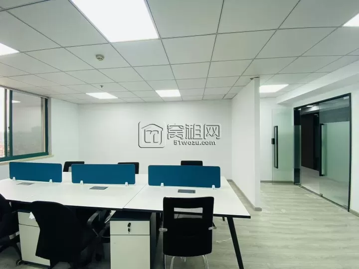 宁波柳丁立交桥西92平方凯越大厦办公室出租3500元一个月