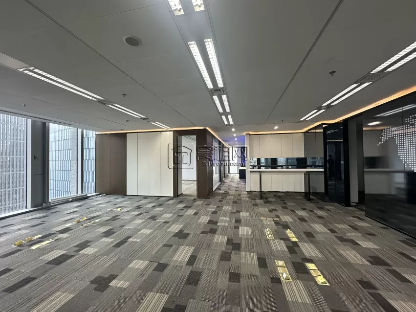 宁波国际金融中心F座427.29平米写字楼出租4个隔间+形象墙