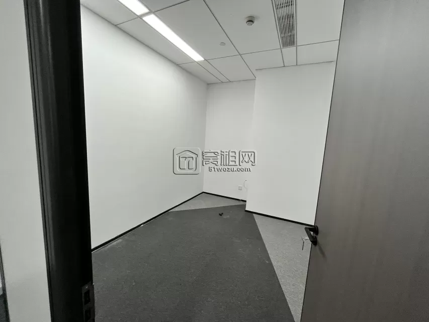 宁波亿浩钿产业园363平精装修24小时独立控制办公室出租