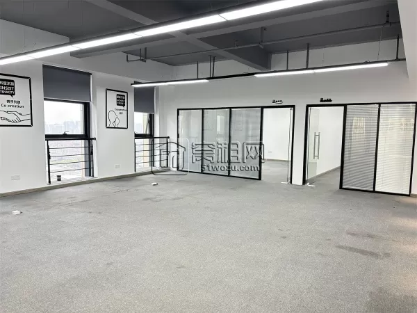宁波微电子产业园440㎡出租精装办公室