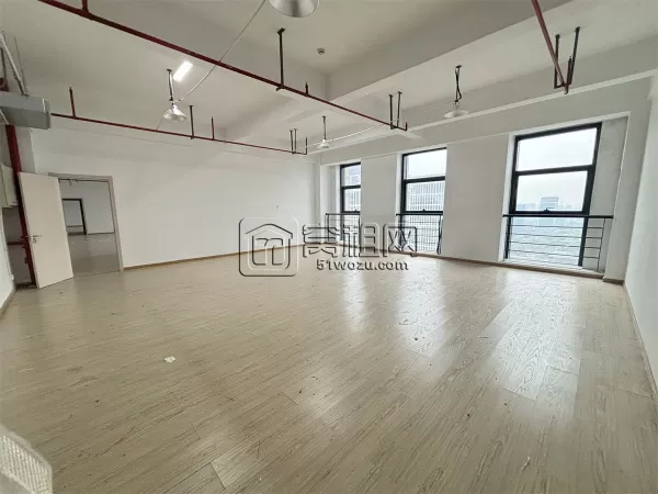 宁波微电子产业园440㎡出租精装办公室