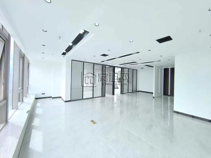 城南大厦CBD·A座166㎡东南向写字楼出租 | 独立空调+灵活隔间 | 地铁直达
