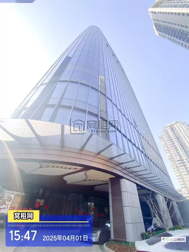 新世界宁云中心停车包月费用多少？