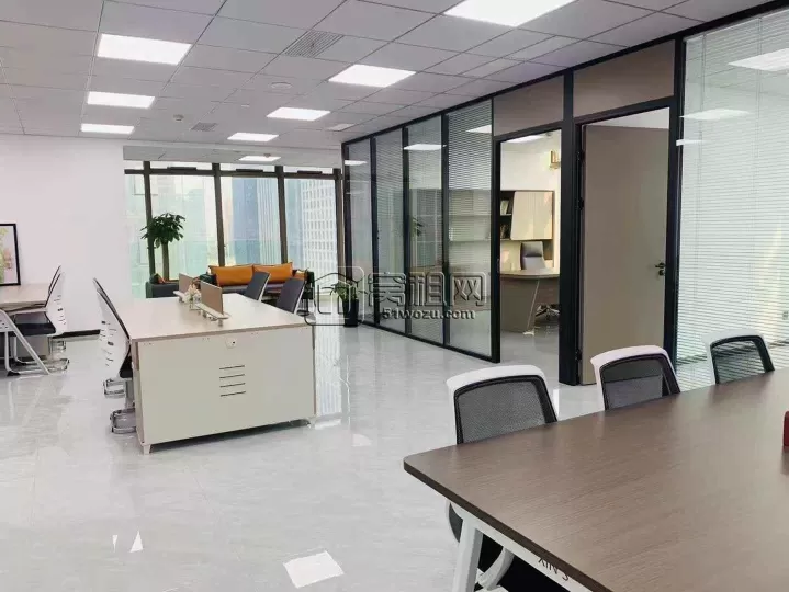 宁波商会大厦220平东南朝向，带全套全新家具，双地铁口，拎包入住