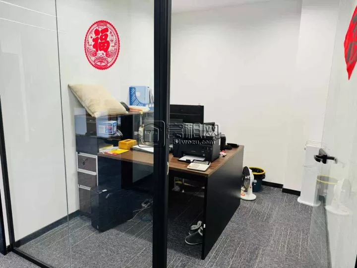 潘火优质办公室出租东望君庭里面积220平超大室内隐私独立老板办公室