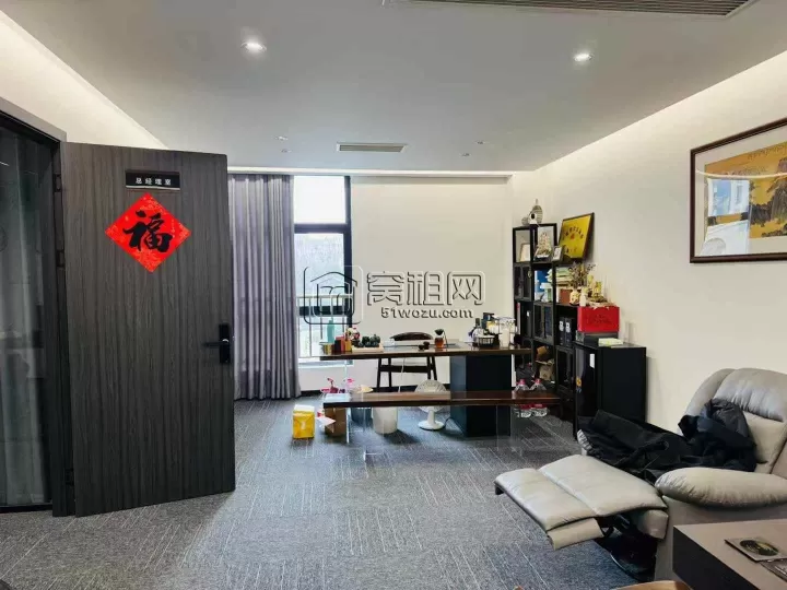 潘火优质办公室出租东望君庭里面积220平超大室内隐私独立老板办公室