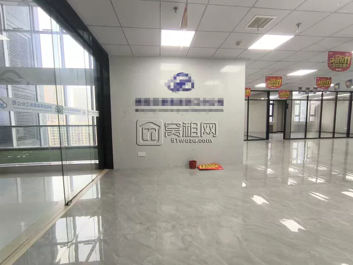 宁波南部商务区地铁口华贸总部壹号大厦电梯口340平多隔间办公室出租