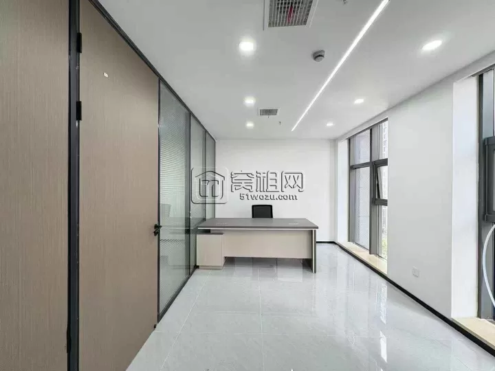 南商博纳大厦76平 带全套家具随时入住