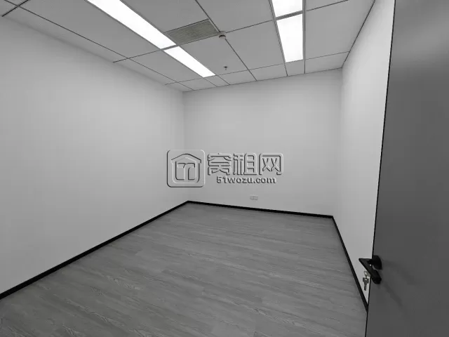 镇海开元广场对面萌恒大厦朝南160平精装带隔断带形象墙7300元/月