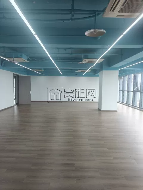 宁波江北前洋街道同济路227号盛悦大厦面积：516.4平米朝向西北办公室出租