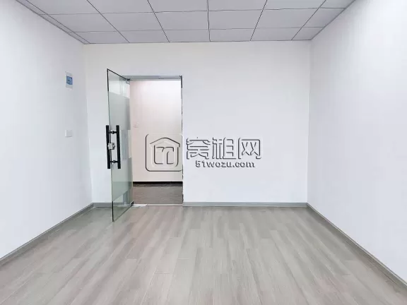 海曙区联丰趣家大厦65平朝东的户型出租