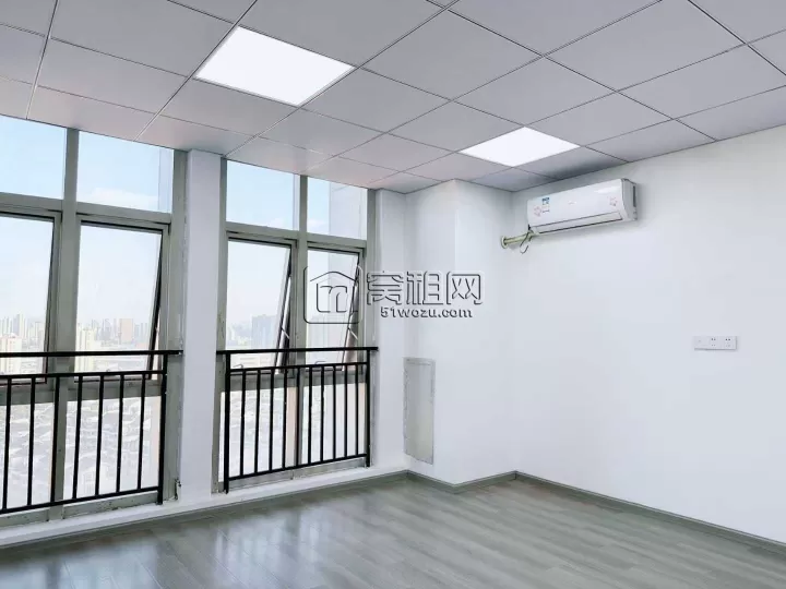 海曙区联丰趣家大厦65平朝东的户型出租