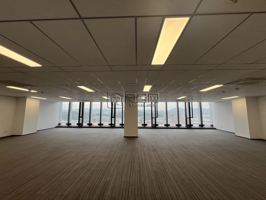 宁波前洋里商务中心出租344平方朝北办公室，租金14126元/月