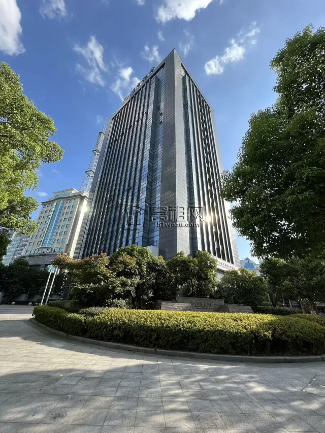 宁波1号线2号线双轨交汇处和创大厦约165平方米租金:2.2元/平方/天出租