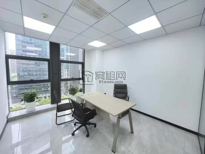 南部商务区泰康大厦 ​176平 四隔间 双面朝向 月租8100 拎包入驻