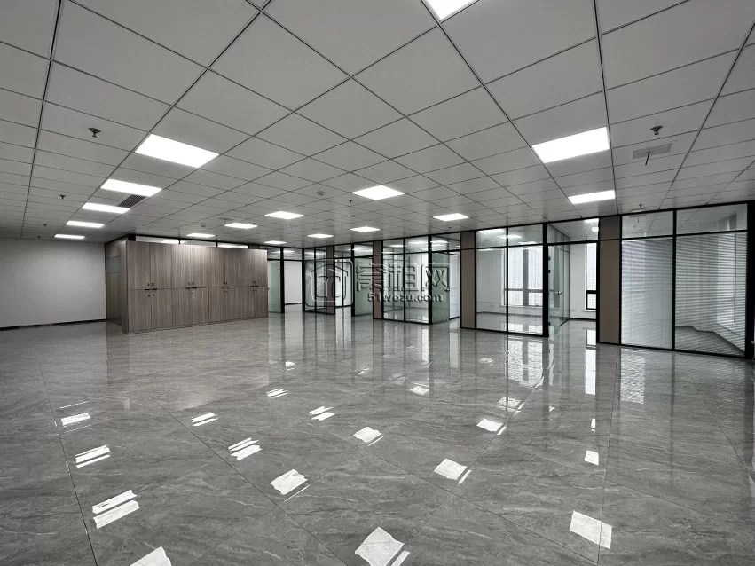 宁波高新区核心区域研发园B1幢办公室出租，西南360平方，6个隔间