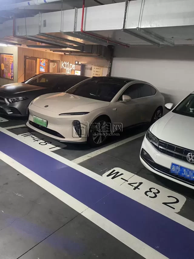 新世界K11停车收费