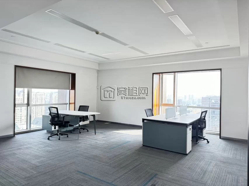 东部新城阪急中心对面写字楼先锋环合中心大厦82平米精装修出租7320元一个月