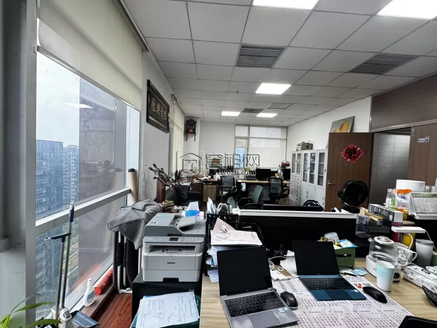 东部新城众创空间环合中心70平东南出租5842元一个月包水费费物业费