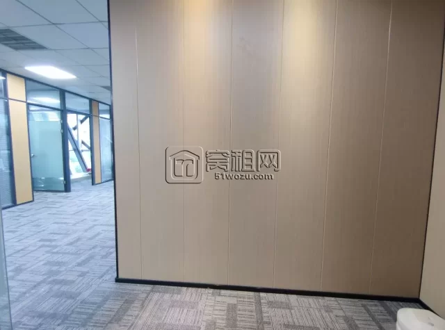 南部商务区海运大厦170平办公室出租西北朝向，2隔间一储藏