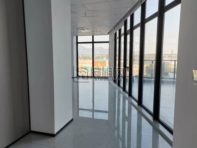 宁波江北区洪塘地铁8号线写字楼191平精装出租2隔间/西北朝向