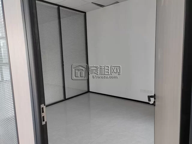 宁波江北区洪塘地铁8号线写字楼191平精装出租2隔间/西北朝向