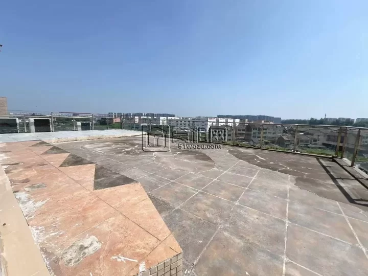 188平精装有个很大的阳台小桥流水般惬意的优雅园林办公出租