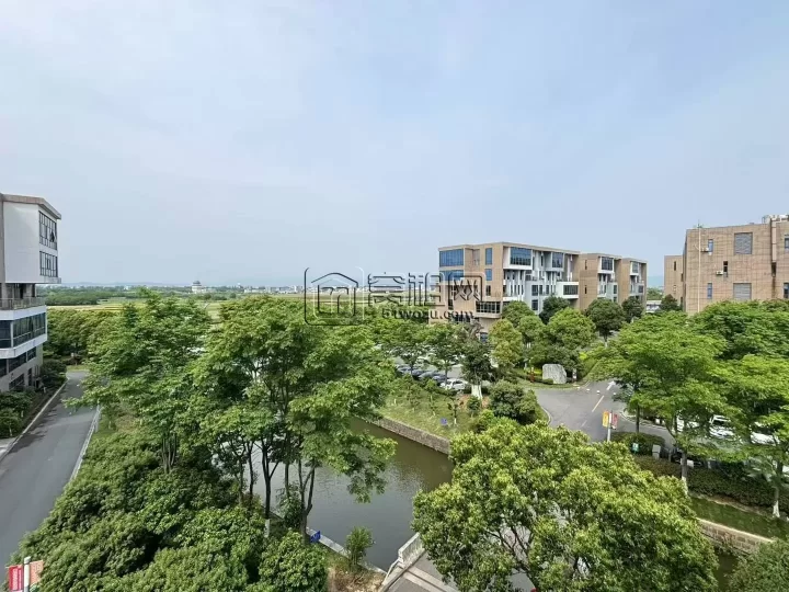 188平精装有个很大的阳台小桥流水般惬意的优雅园林办公出租