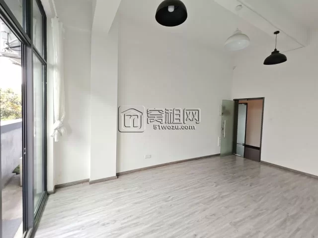 姚江新城南岸海曙办公室41.8平出租性价比很高