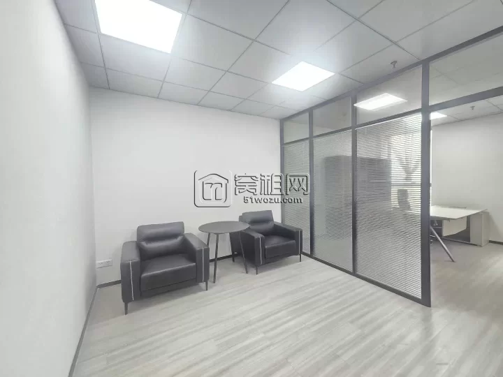 宁波恒凯大厦对面慧和大厦朝南130平方精装修带家具出租