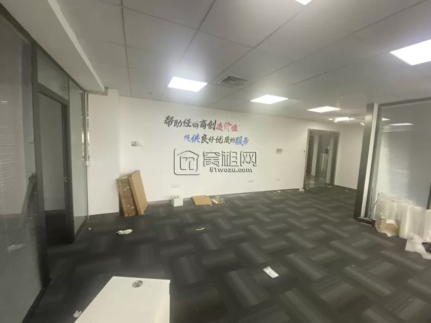 宁波海曙区LV店对面写字楼180平米精装修出租