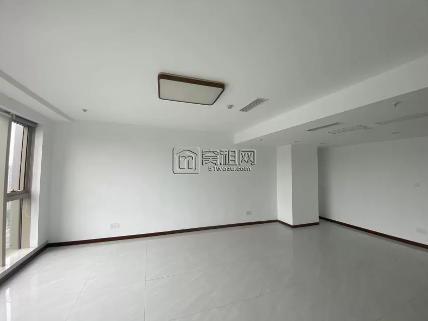 宁波洲际酒店办公楼出租朝南面积587平可分割出租可整租3万元一个月