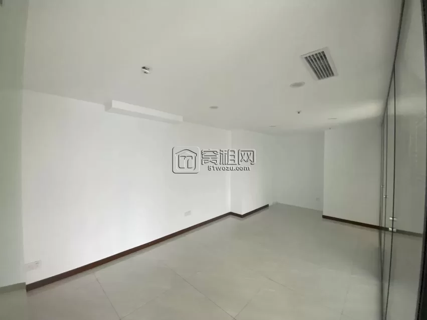 宁波洲际酒店办公楼出租朝南面积587平可分割出租可整租3万元一个月