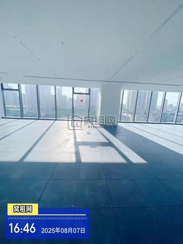 宁波波特曼大酒店周边写字楼新世界宁云中心360平米精装修办公室招租