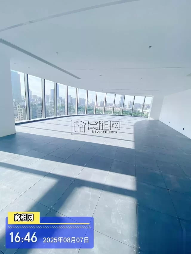 宁波波特曼大酒店周边写字楼新世界宁云中心360平米精装修办公室招租