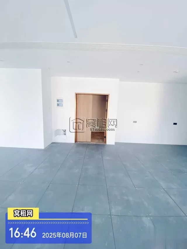 宁波波特曼大酒店周边写字楼新世界宁云中心360平米精装修办公室招租