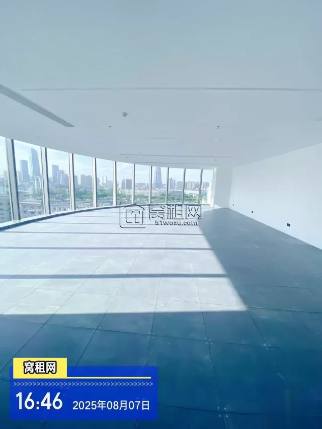 宁波波特曼大酒店周边写字楼新世界宁云中心360平米精装修办公室招租