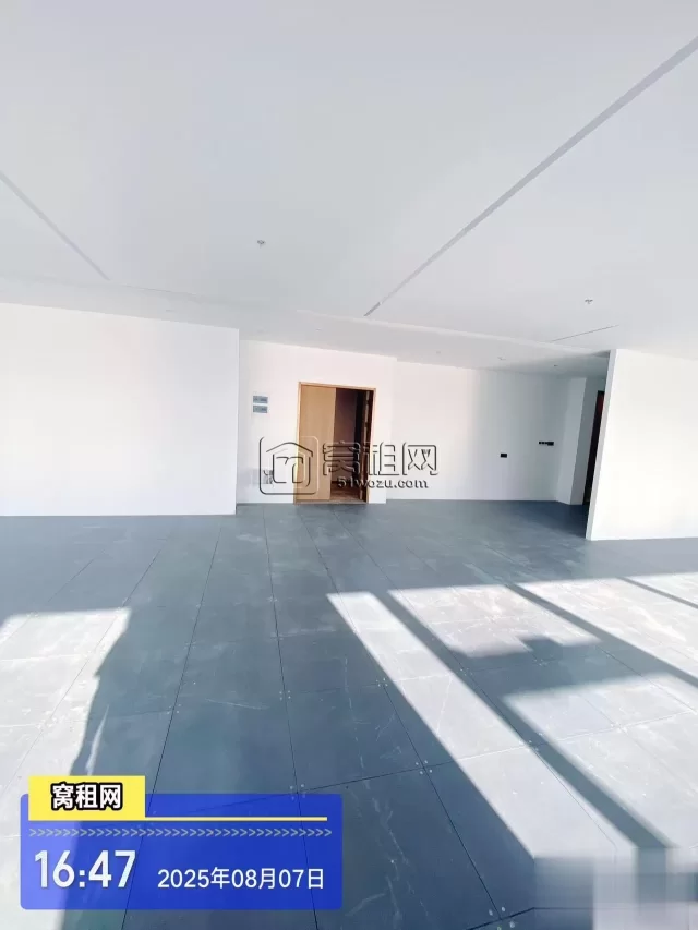 宁波波特曼大酒店周边写字楼新世界宁云中心360平米精装修办公室招租