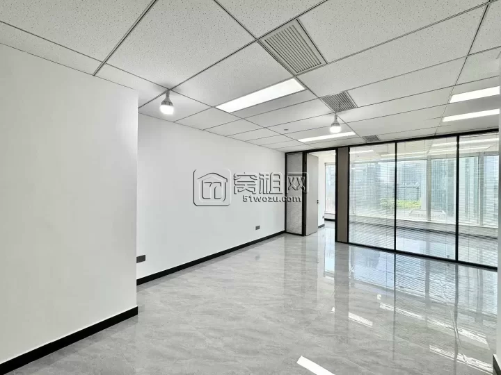 南苑环球五星级酒店朝南88平米双地铁交汇出租5800元/月，室内预留水源接口