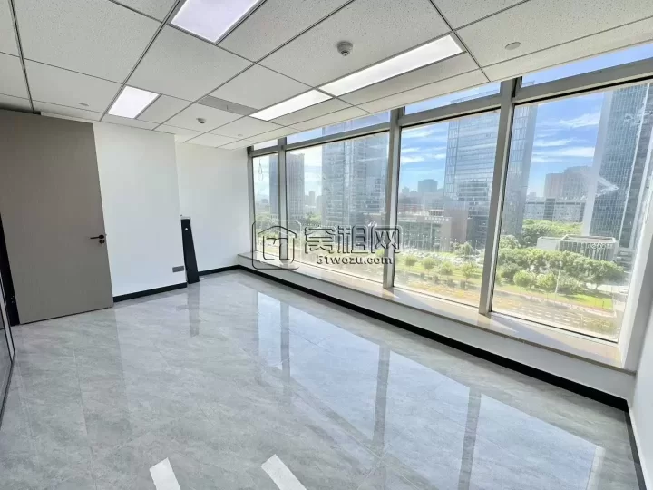 南苑环球五星级酒店朝南88平米双地铁交汇出租5800元/月，室内预留水源接口