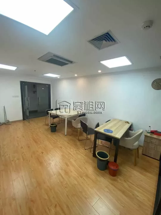 宁波华联写字楼15楼56平米带家具出租