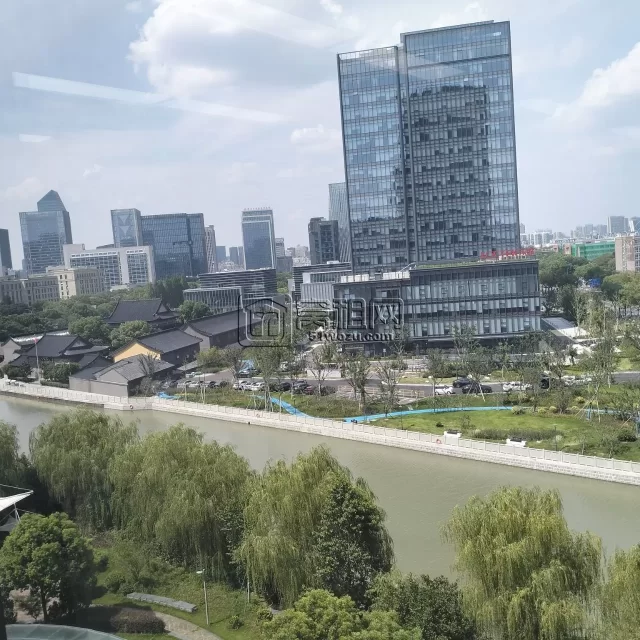 宁波南部商务区周边金东大厦115平朝北全景落地窗出租