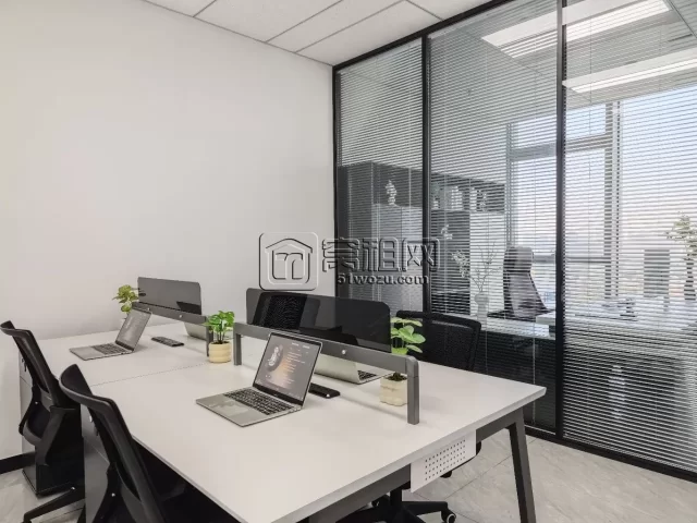 宁波站北广场写字楼星悦中心 78m²小面积带家具，拎包入住，1 隔间特价租 3999/月