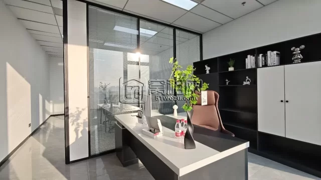 宁波站北广场写字楼星悦中心 78m²小面积带家具，拎包入住，1 隔间特价租 3999/月
