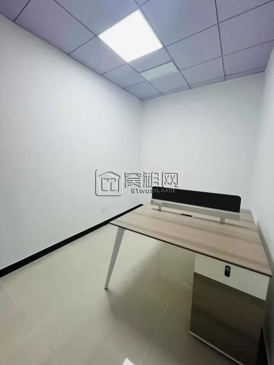宁波塔隔壁小面积办公室可以注册使用租金600元一个月