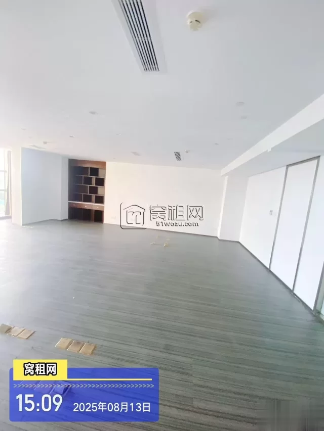 宁波体育馆附近写字楼精装修出租面积129平米租金6600元